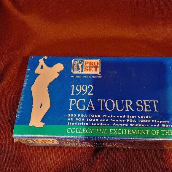 1992 PGA Tour Set Golf Collectible Cards Sealed 300 Cards - Picture 2 of 4